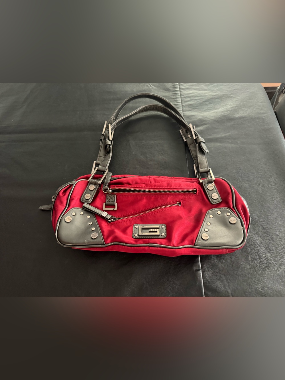 Iconic vintage GUESS bag